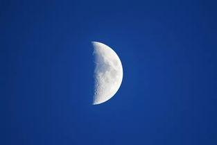 头条拍月亮技巧文章,头条教你专业拍月亮技巧解析