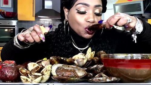 黑人美人鱼吃瓜视频,揭秘水下美食文化