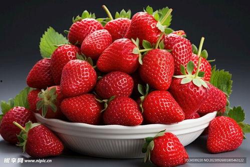 拍照的网红紫色草莓,网红新宠，甜蜜诱惑来袭