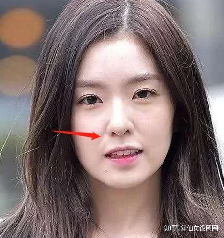 哪些明星是塌鼻梁,揭秘那些独特魅力的鼻型