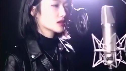 网红歌曲女生唱伤感的,网红歌曲中的女生伤感演绎