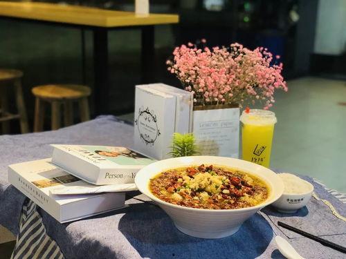 吃快餐的网红叫什么,网红“快餐达人”带你领略美食新风尚