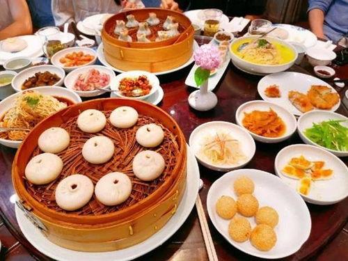 扬州公务员吃瓜,揭秘公务员圈内的“小圈子”现象